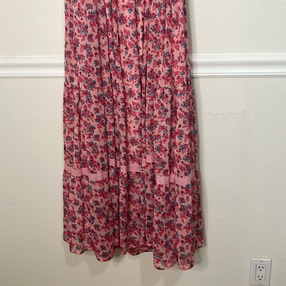 Torrid dress 4x worn maybe 4 times. Lot weight cant fit in anymore. - Picture 4 of 5